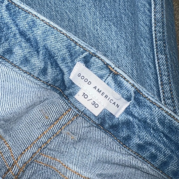 Good American Good Curve Skinny Deco Yoke Jeans - Picture 11 of 16